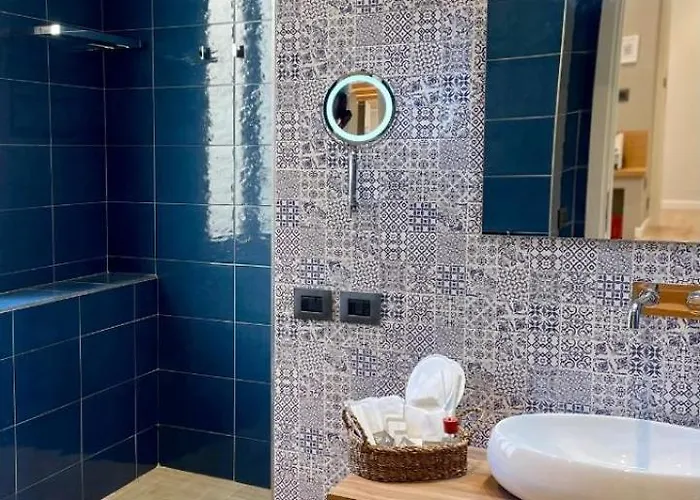 Home 109 Luxury Rooms